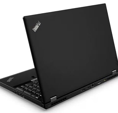پردازنده Intel Xeon E3-1505M V5 در کنار ماژول‌های رم LENOVO P51
