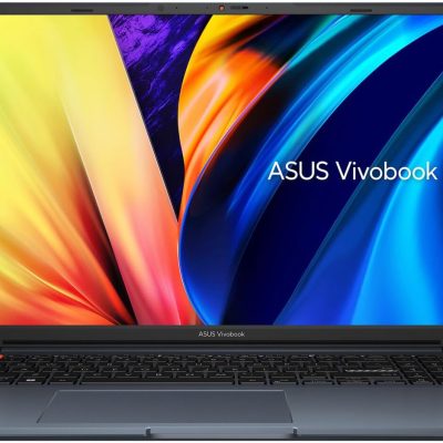 نمای روبروی لپ تاپ Asus VivoBook Pro 16 با نمایشگر روشن