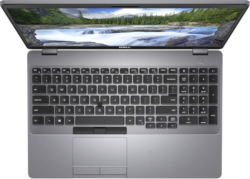 نمای نزدیک کیبورد و تاچ‌پد Dell Latitude 5511